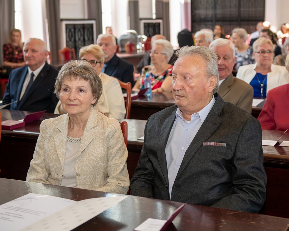 Medale za długoletnie pożycie małżeńskie trafiły do jubilatów z Łodzi.