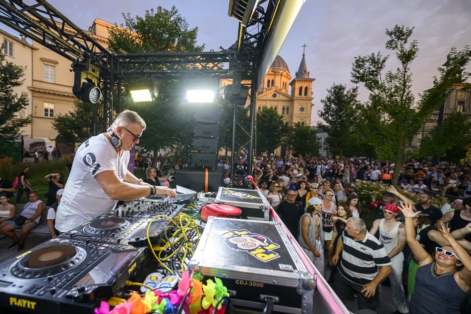 Łódź. Hołd dla DJ Hazela na Paradzie Wolności 2025 w Łodzi. Tak oddali go łodzianie!