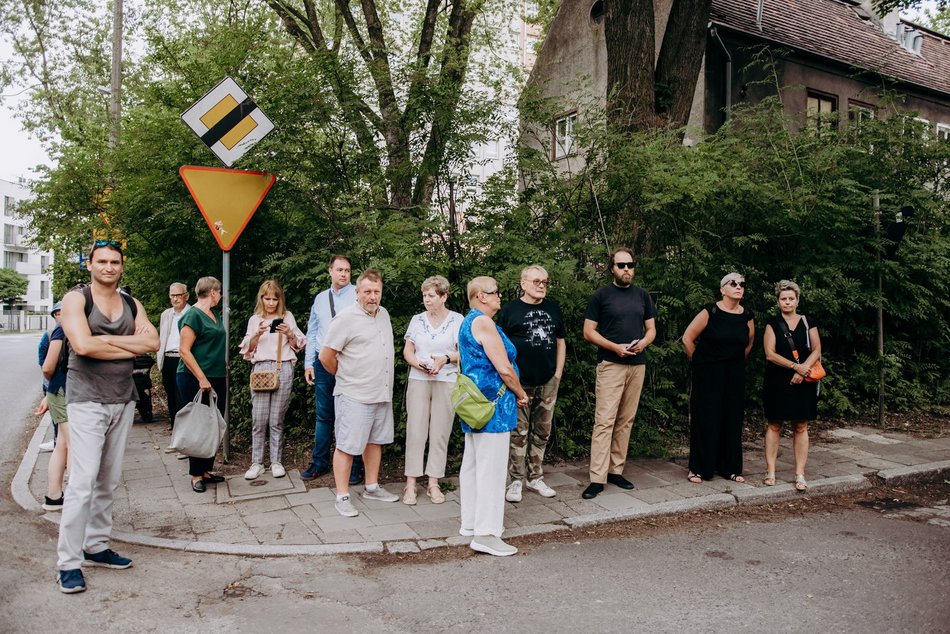 Łódź. Spacer nad rzeką Sokołówką w Łodzi. Dobra frekwencja i rozmowy o inwestycjach