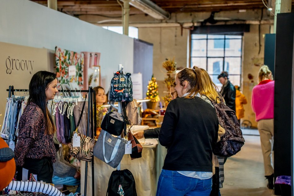 Łódź. Mikołajkowe Targi Sztuki już na OFF Piotrkowska w Łodzi. Jeszcze zdążysz kupić prezenty!