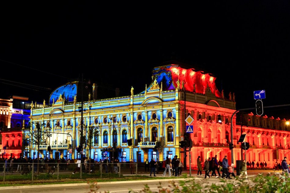 Łódź. Po prostu magia! Pałac Poznańskich zachwyca na Light Move Festival 2025