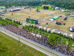 Deszcz im niestraszny! Pierwsi festiwalowicze rozpoczęli trzeci dzień Łódź Summer Festival 2025!