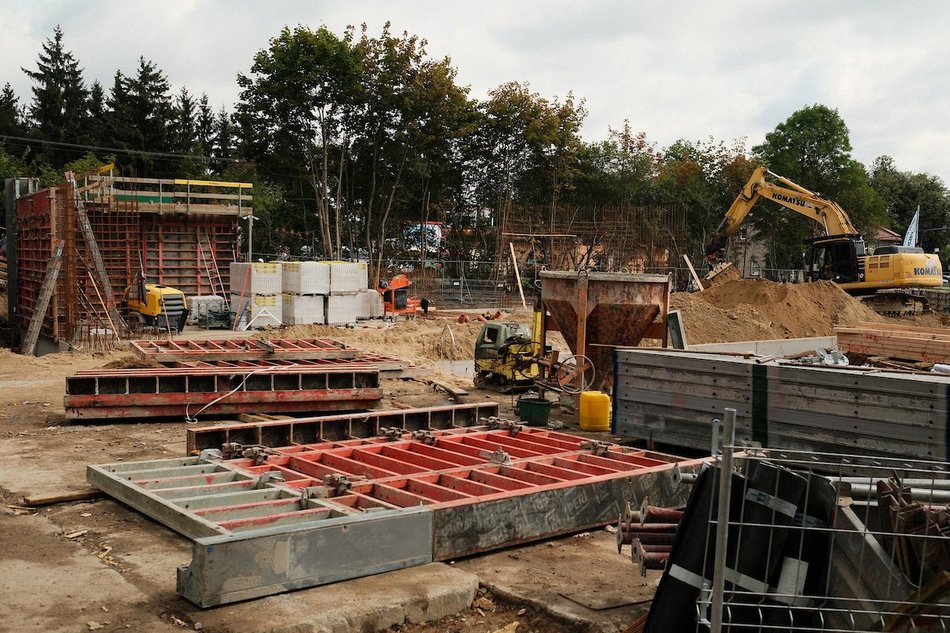 Łódź. Nowe przedszkole w Nowosolnej. Budowa nie zwalnia tempa