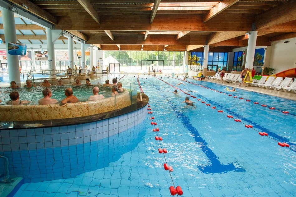 Łódź. Tanie pływanie w Aquaparku Fala w Łodzi. Wystarczy wybrać SMARTkarnet!