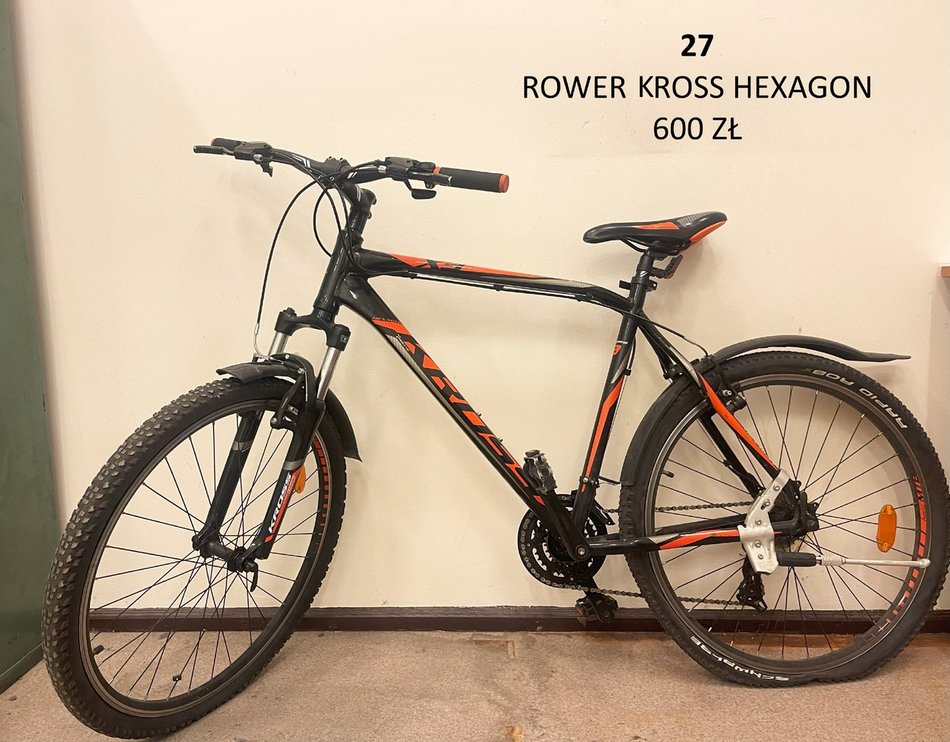 Wielka aukcja z Biura Rzeczy Znalezionych w Łodzi. Markowe rowery, pełne portfele i biżuteria!