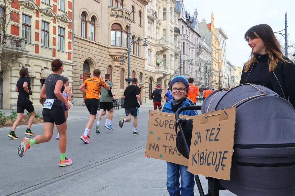 Łódź. DOZ Maraton Łódź 2026. Brałeś udział w biegu na 10 km? Znajdź się na zdjęciach!