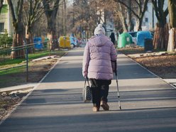 Łódź. Remont Łanowej w Łodzi. Jest już nowa jezdnia, trwają prace brukarskie