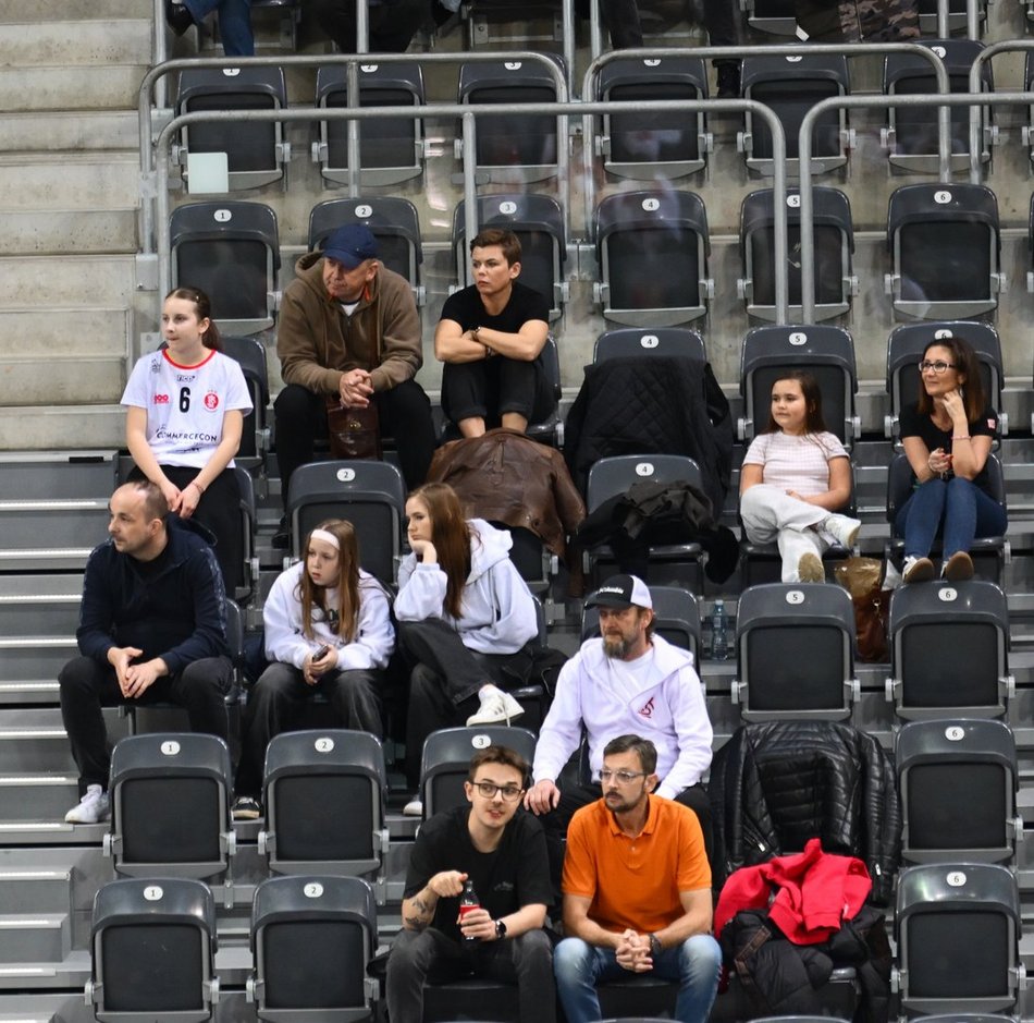 Łódź. Kibice na meczu ŁKS Commercecon Łódź z ITA TOOLS STAL Mielec. Byłeś/aś?