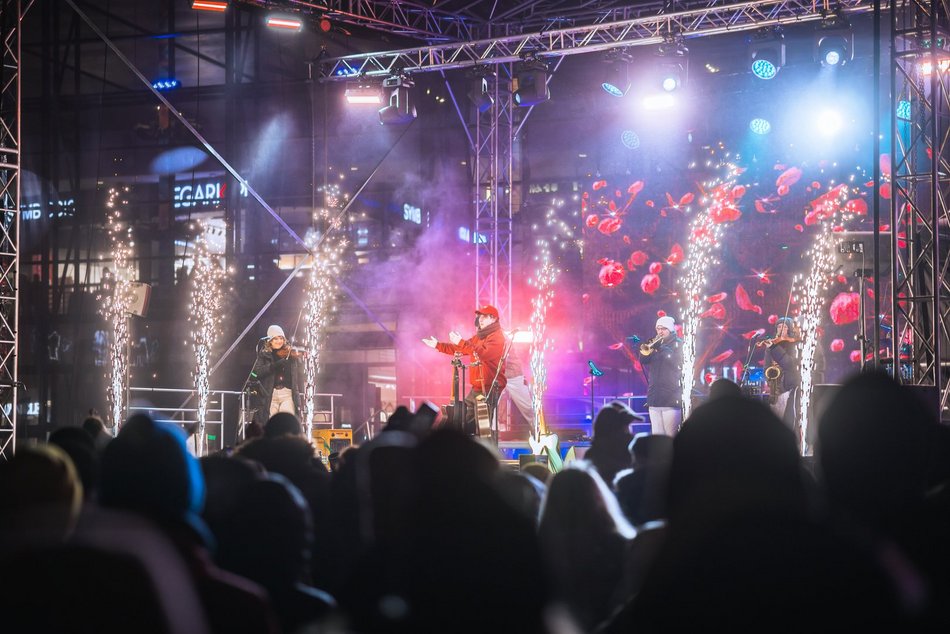 Łódź. Światełko do Nieba zakończyło WOŚP 2026 w Łodzi. Tłumy Łodzian w Manufakturze