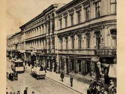 Ulica Narutowicza (wtedy ul. Dzielna) przy skrzyżowaniu z ul. Piotrkowską - rok 1912