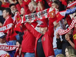 Kibice Widzewa Łódź na meczu z Koroną Kielce