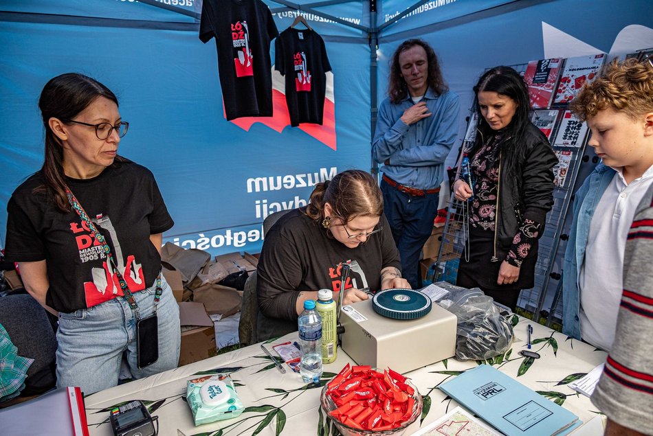 Łódź. Festiwal Rewolucja wystartował. Na początek piknik rodzinny w parku Julianowskim w Łodzi