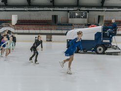 Lodowisko Bombonierka w Łodzi gładkie jak stół! Jak działa nowa rolba do lodu?