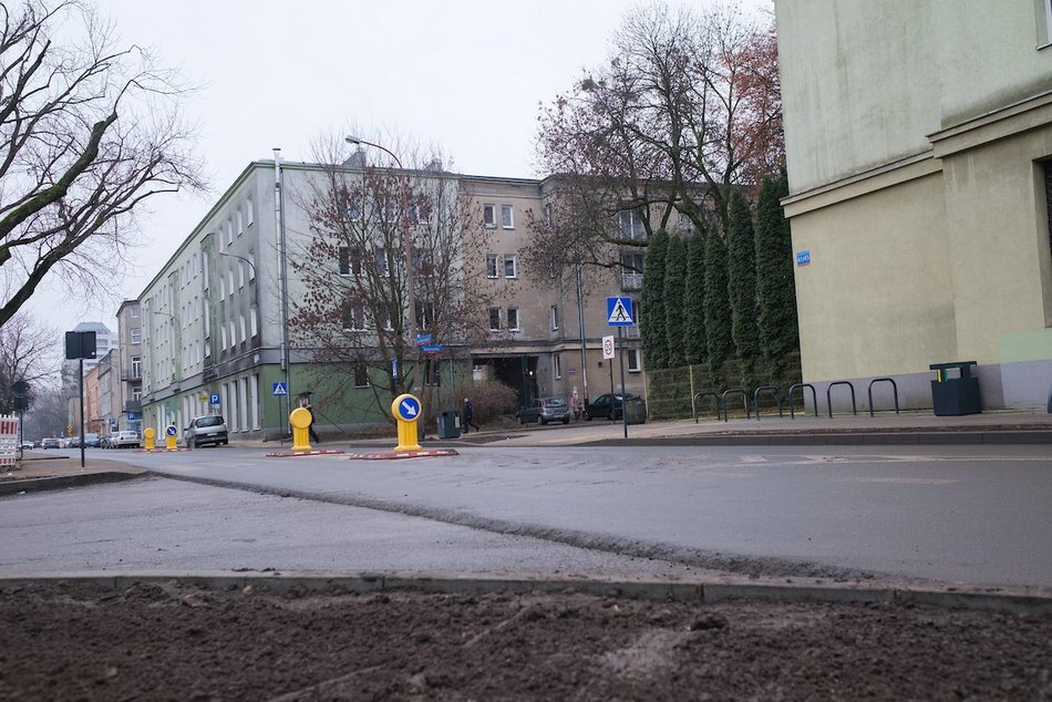 Łódź. Koniec remontu Organizacji WiN w Łodzi. Powrót ruchu, nowa jezdnia i chodniki