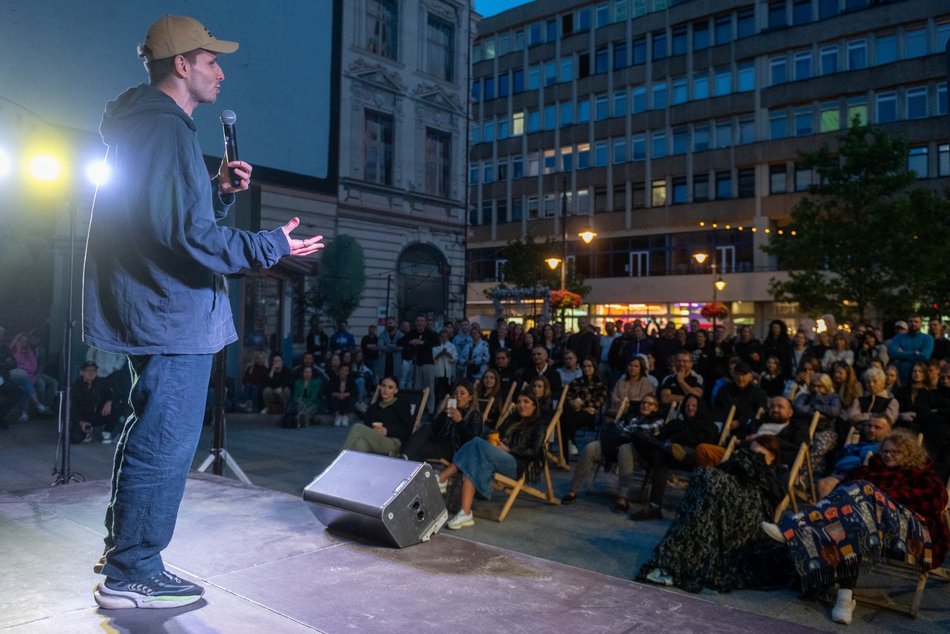 Łódź. Kolejny Stand-up Piotrkowska w Łodzi. Publiczność znowu dopisała!