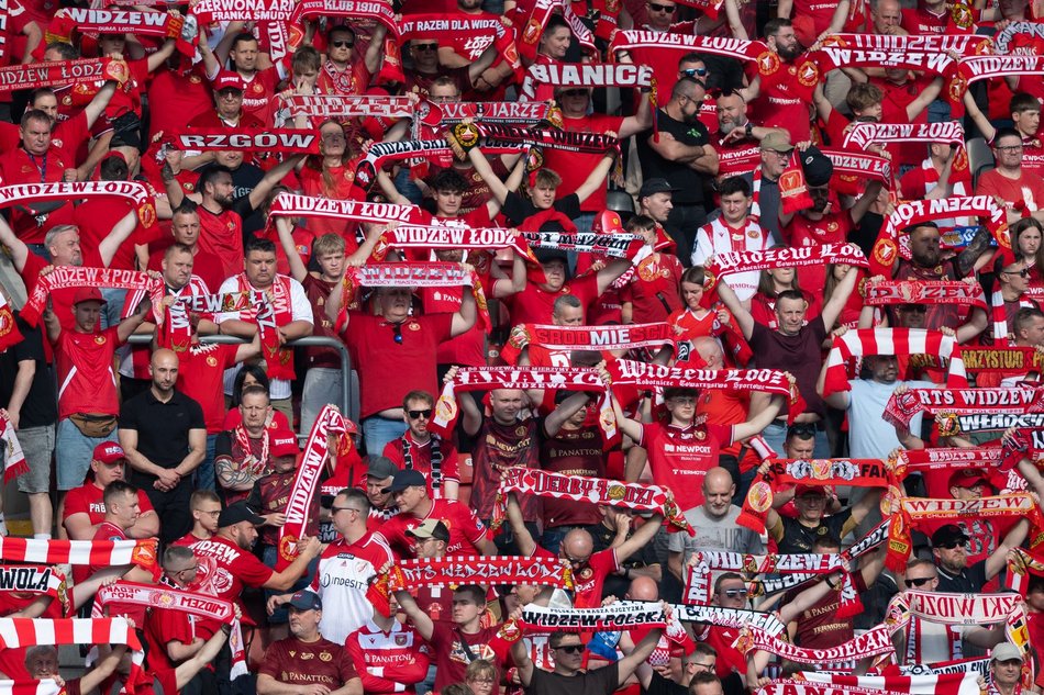 Kibice na meczu Widzewa Łódź z Piastem Gliwice