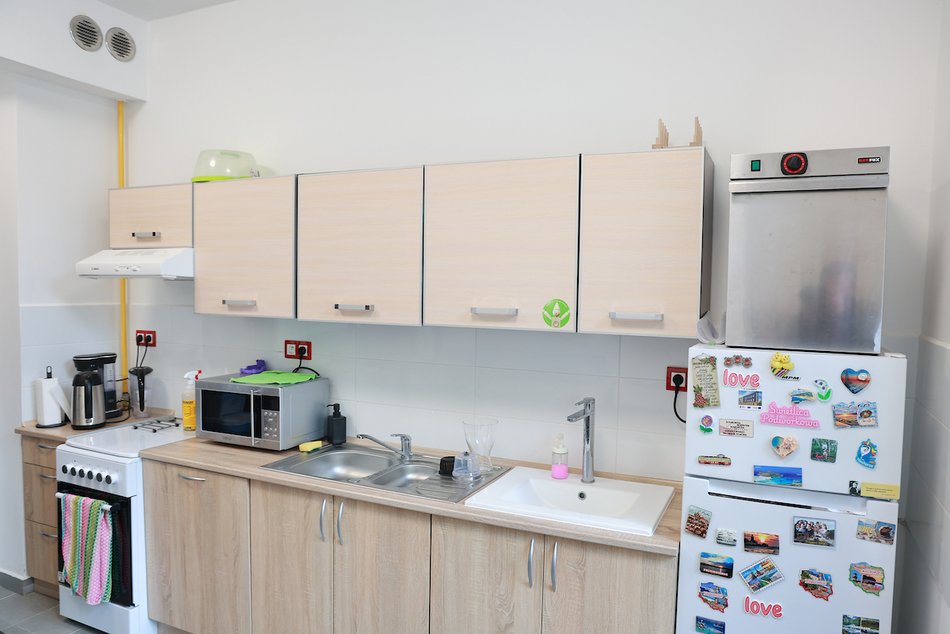 Łódź. Nowa świetlica dla dzieci i młodzieży przy Północnej w Łodzi. Sale warsztatowe, plac zabaw