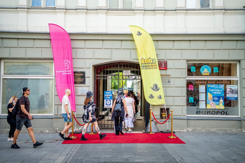 Łódź. Jazzowe Wtorki w Łodzi. Youth Jazz Band wystąpił w Pasażu Róży