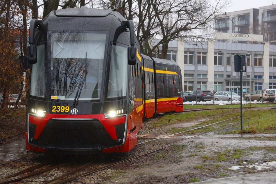 Łódź. Coraz więcej nowoczesnych autobusów i tramwajów MPK Łódź! Wszystko dla wygody Łodzian