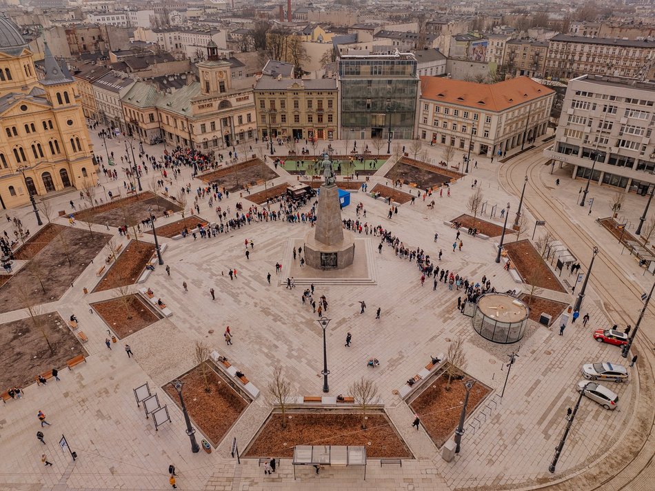 Plac Wolności otwarty