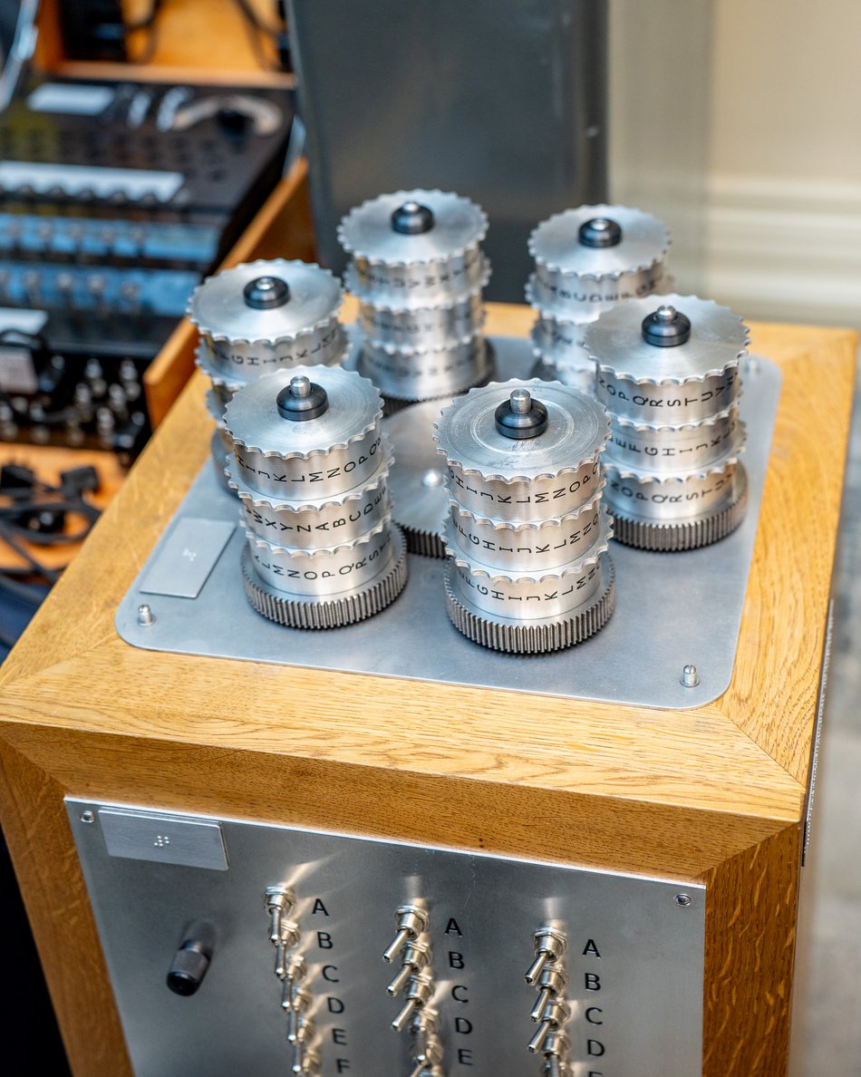 Festiwal Szyfrów w Mediatece MeMo. Nie zabrakło wielbicieli historii i łamigłówek