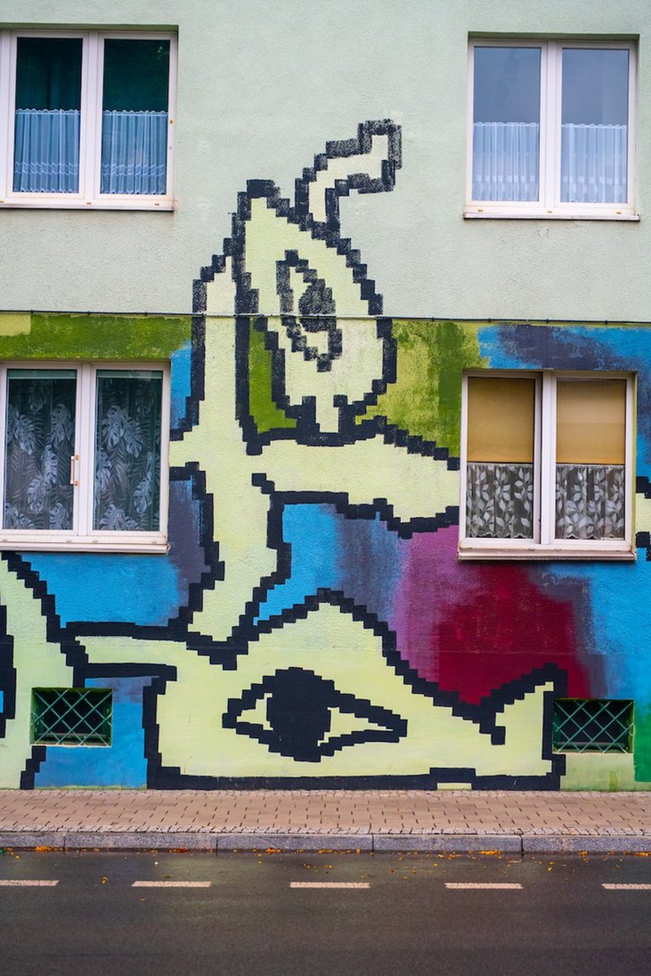 Łódź. Nowy mural w centrum Łodzi! Tak kolorowo tam jeszcze nie było