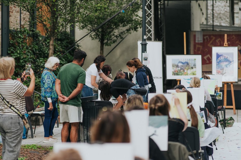 Łódź. Plener Art w Łodzi. Prawdziwe artystyczne atelier pod gołym niebem!