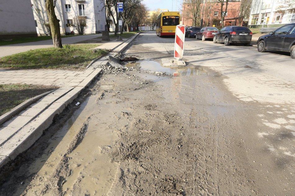 Naprawy nawierzchni Boya-Żeleńskiego