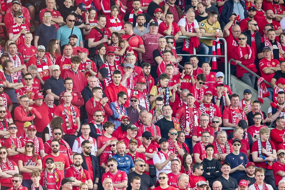 Kibice na meczu Widzewa Łódź