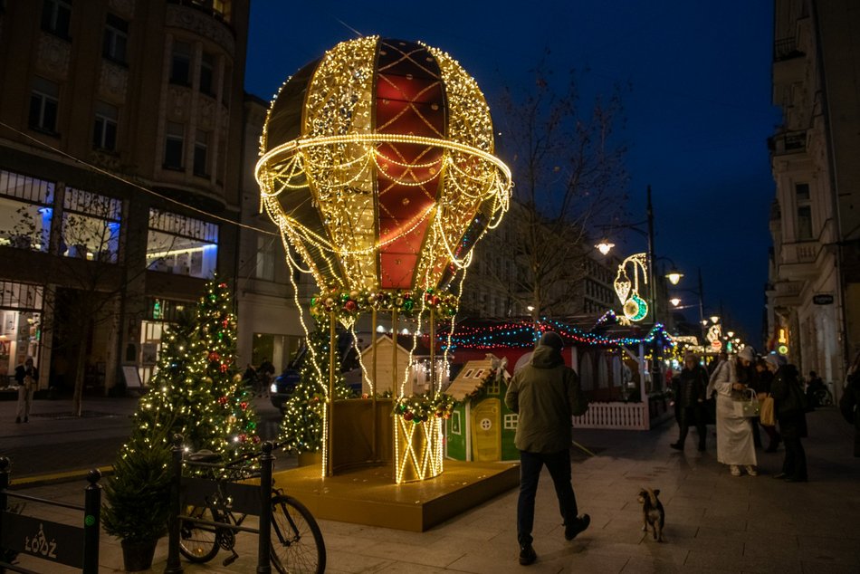 Ялинка на Piotrkowskiej вже готова до свят