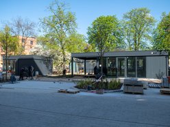 Plac Komuny Paryskiej w remonecie