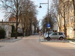 Najdłuższy woonerf w Łodzi gotowy! Na Strzelców Kaniowskich trwają ostatnie prace wykończeniowe