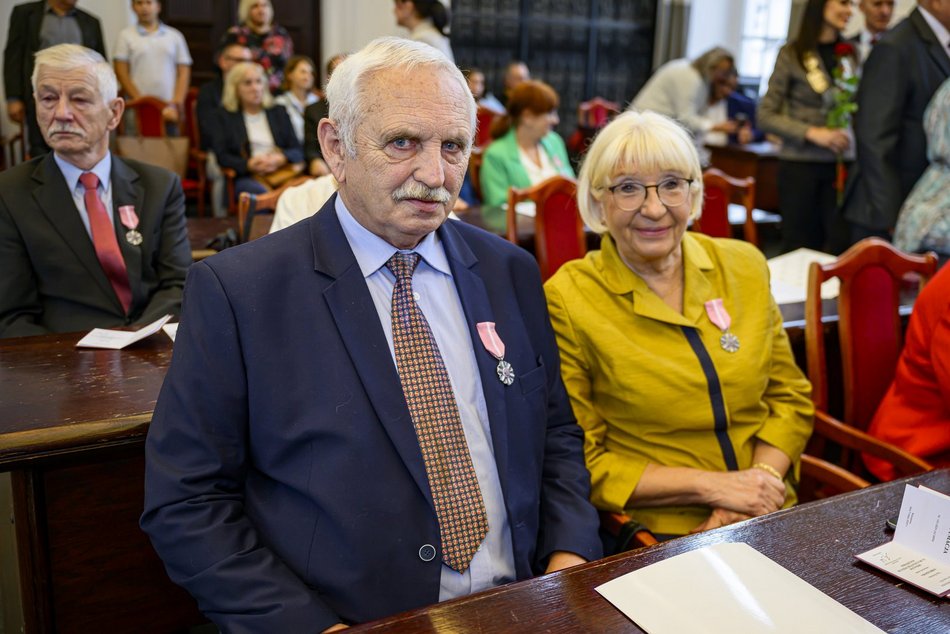 Łódź. Medale za długoletnie pożycie małżeńskie. To się nazywa wielka miłość!