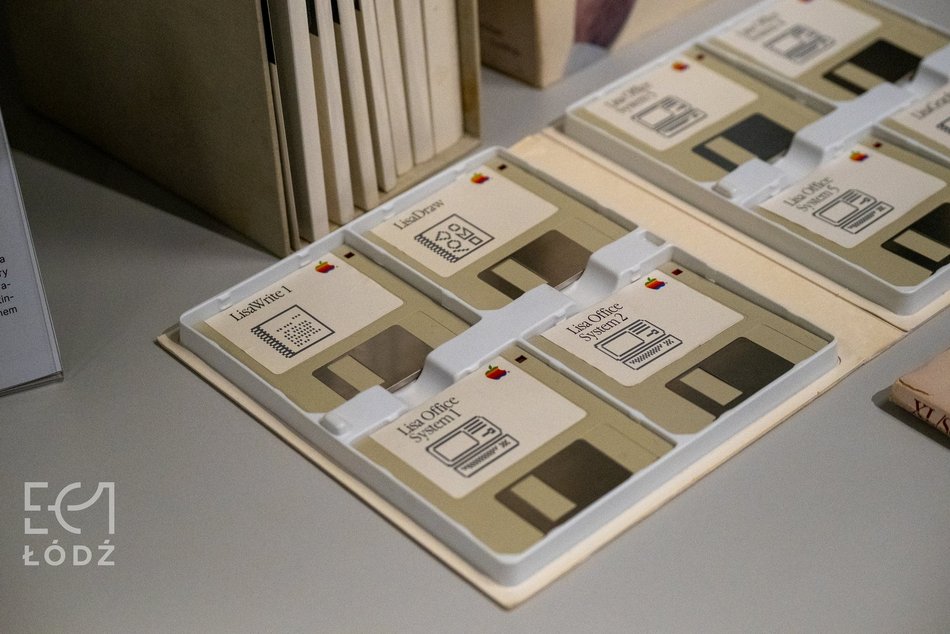 Łódź. Wystawa interaktywna „40 lat Macintosha” w EC1 Łódź. Kultowy komputer, który zmienił świat