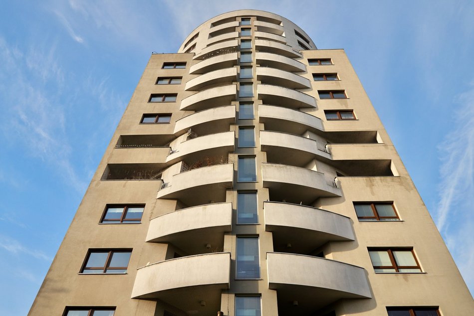 Jedyny taki apartamentowiec w Łodzi. Kiedyś synonim luksusu i... statusu