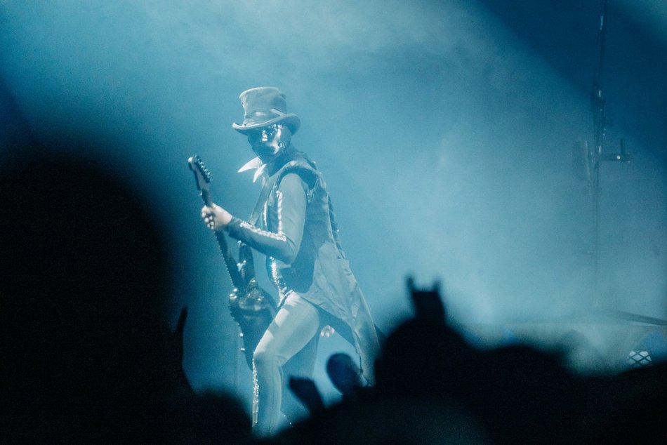 Łódź. Ghost w Atlas Arenie w Łodzi. Teatralny rock ze Szwecji wypełnił halę!