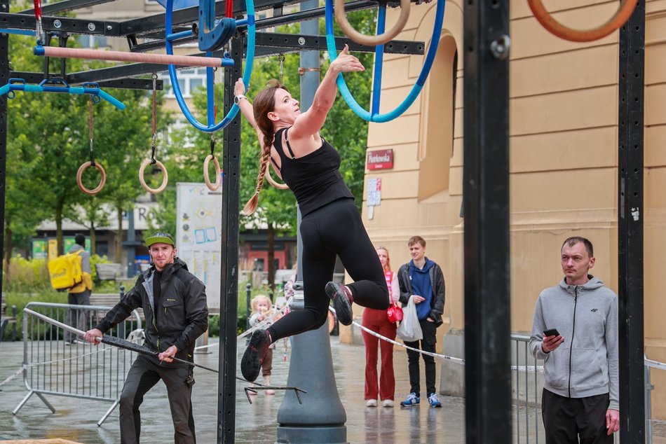 Łódź. Ninja Series w Łodzi. Wspaniała rywalizacja w strugach deszczu