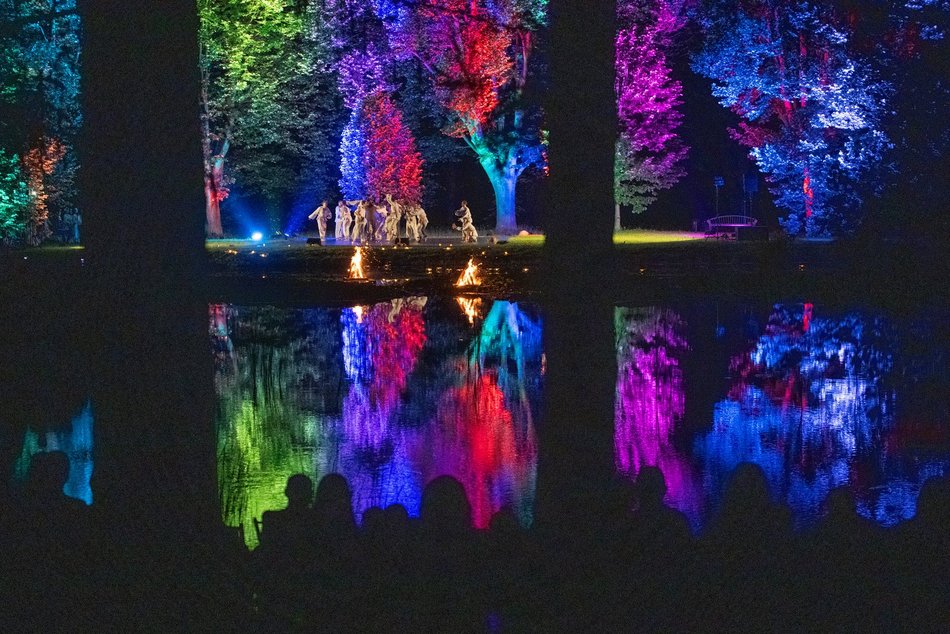 Łódź. Noc Świętojańska w Ogrodzie Botanicznym w Łodzi
