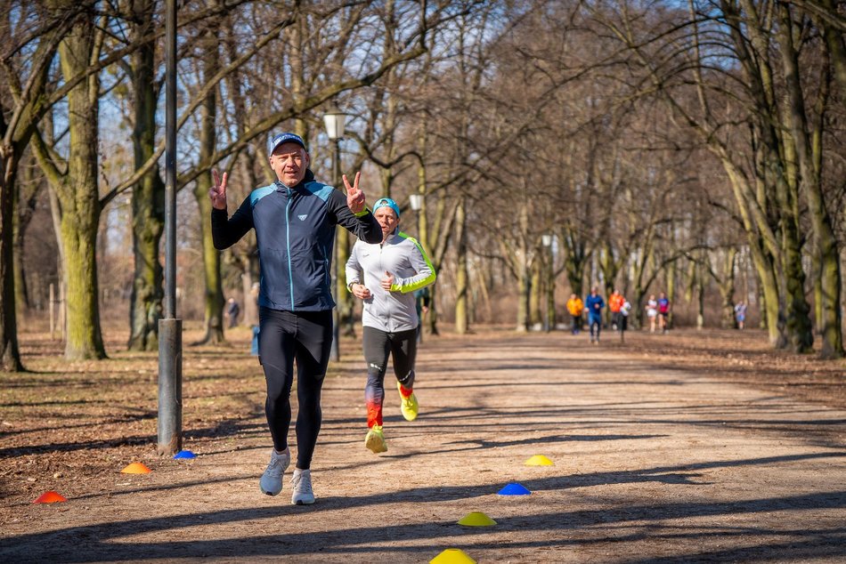 Łódź. Parkrun w Parku Poniatowskiego w Łodzi. Brałeś udział w biegu? Znajdź się na zdjęciach!