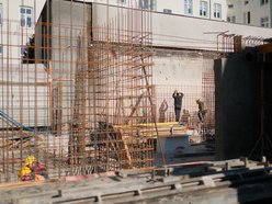 Łódź. Nowa kamienica przy Targowej. Od kawalerek po czteropokojowe apartamenty