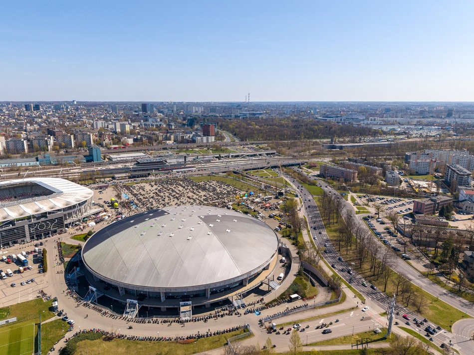 Parada motocyklistów przejechała ulicami Łodzi. Sezon rozpoczęty! Byłeś?