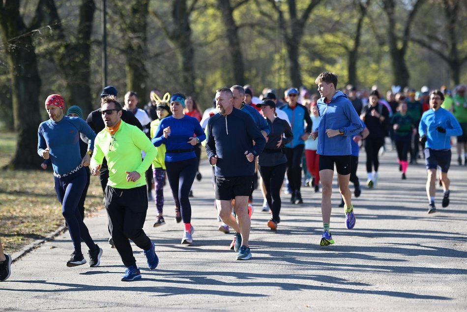 Łódź. Wielkanocny Parkrun w Parku Poniatowskiego