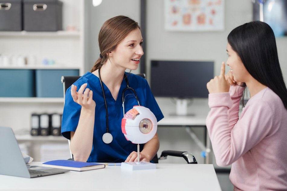 Łódź. Badania na NFZ. Najkrótsze terminy do okulisty, na kolonoskopię i rezonans magnetyczny