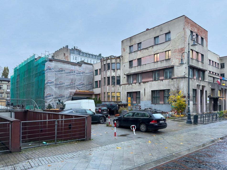 Łódź. Kultowa YMCA w Łodzi przechodzi metamorfozę. Będą miejsca do relaksu, galerie i usługi