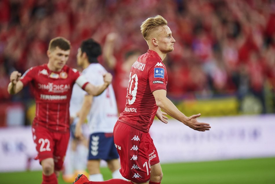 Piłkarze Widzewa i Górnika podczas meczu