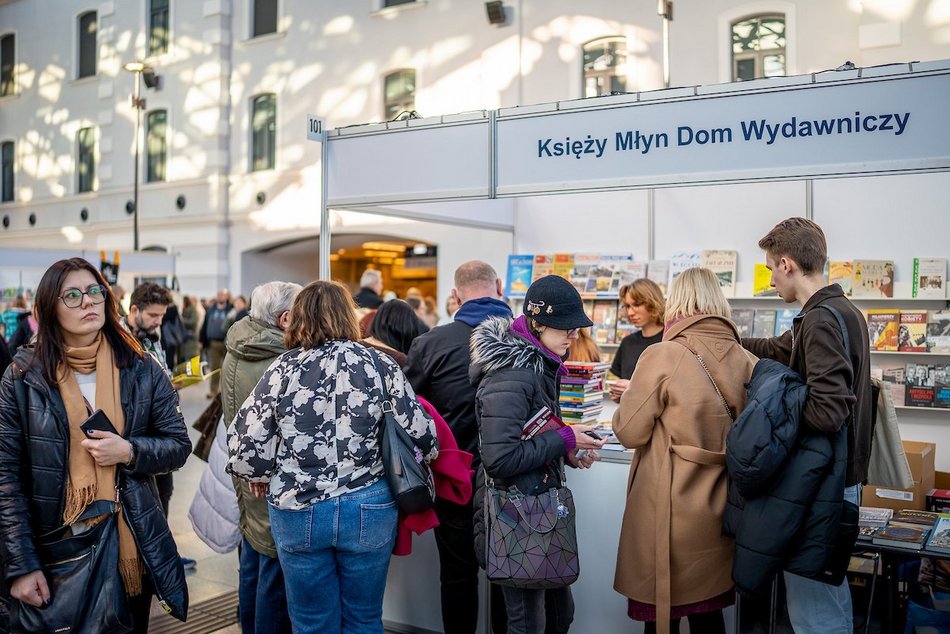 Łódź. II Łódzkie Targi Książki trwają w najlepsze!