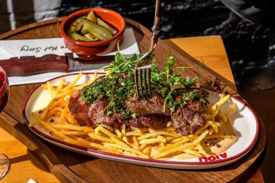 Łódź. Kultowa warszawska restauracja otworzy się w Manufakturze w Łodzi! Jaka i kiedy?