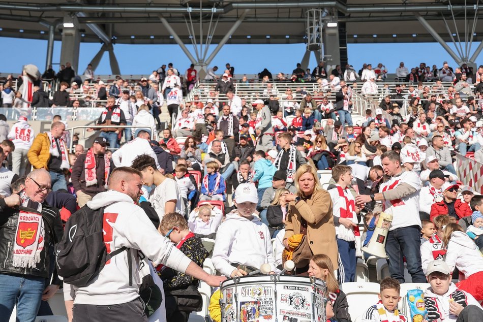 Łódź. Kibice na meczu ŁKS Łódź z Ruchem Chorzów. Byłeś/aś? Znajdź się w galerii!