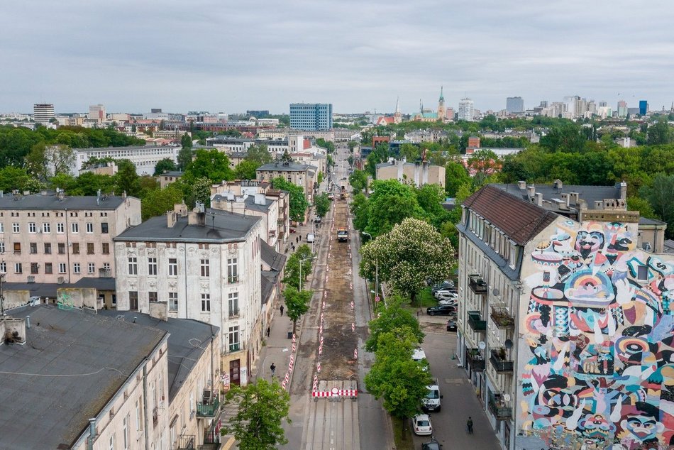 Łódź. Remont Rzgowskiej w Łodzi na pełnych obrotach. Zniknęło torowisko MPK Łódź i stary asfalt!