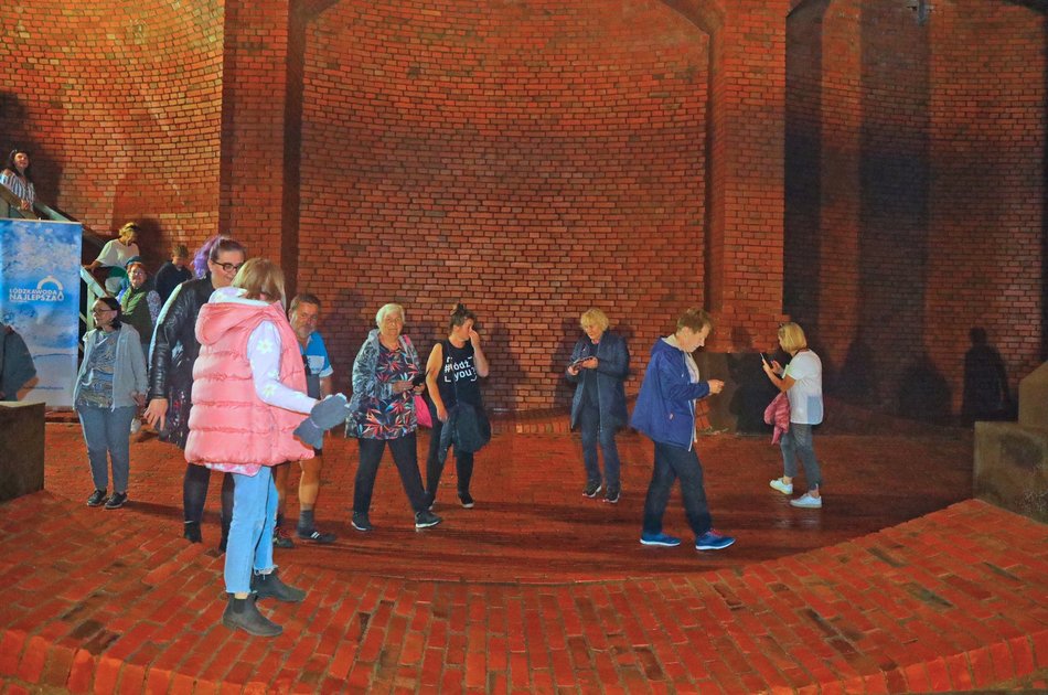 Zwiedzanie podziemnej katedry na Stokach z okazji 600. Urodzin Łodzi